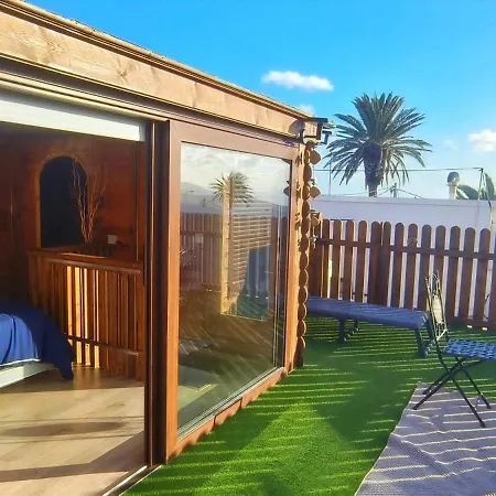 Lucia - Sol De Adu * Tías