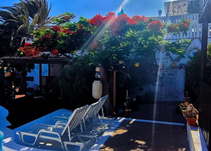 Lucia - Sol De Adu Tías